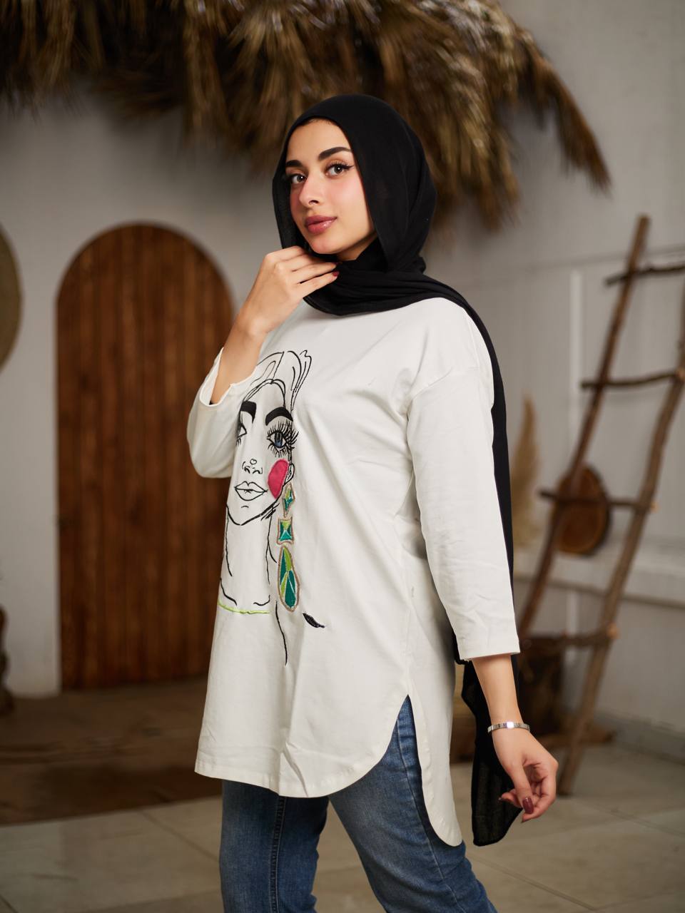 Embroidered oversize T-shirt